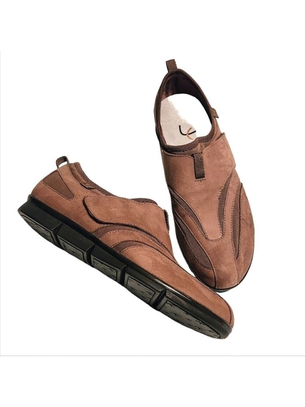 Liz Claiborne Nubuck Flex Point Sneakers Brown Size 6.5M